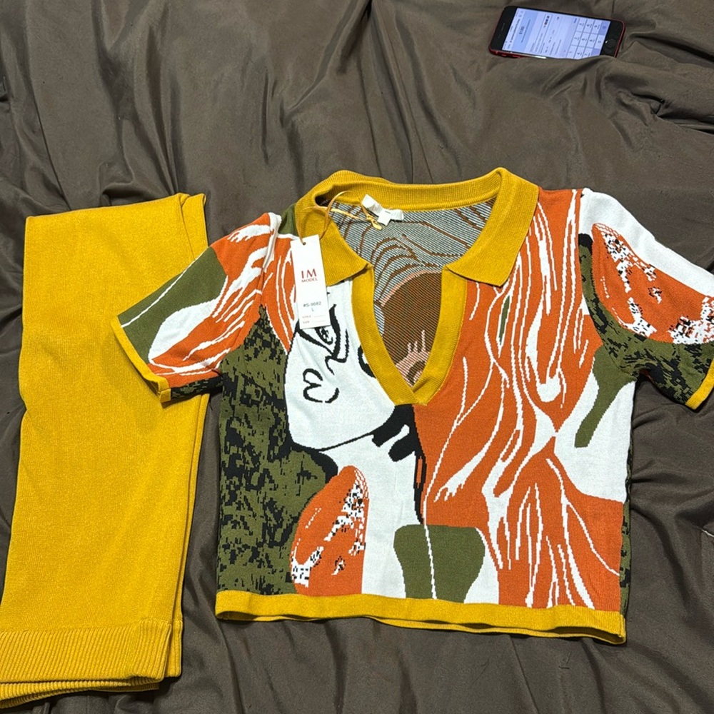 Two piece set great material great scratch